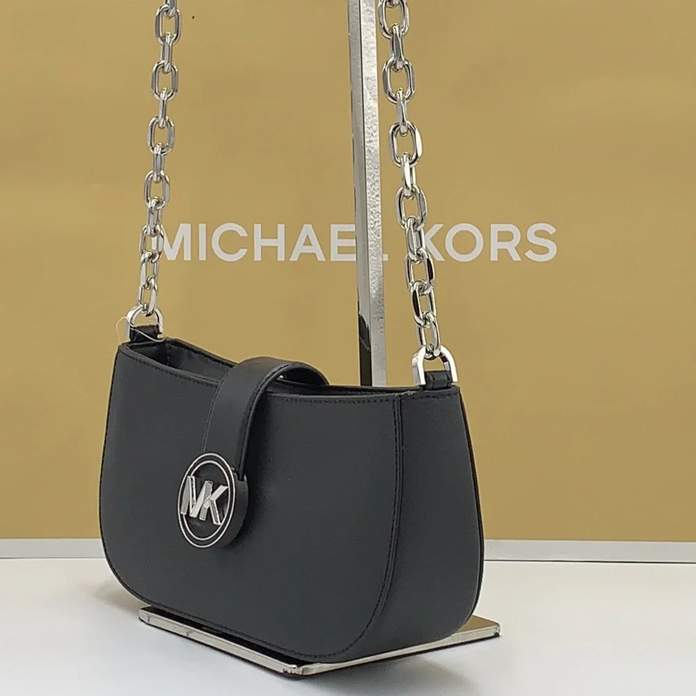 MICHAEL KORS
Carmen Small Shoulder
Pochette Bag
Black
NWT - Picture 6 of 16